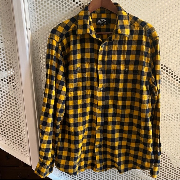 Pacific Outfitters XL Checkered Long-sleeve Shirt Yellow Black Flannel - Picture 1 of 8
